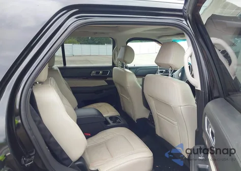 2016 Ford Explorer Platinum z USA, uszkodzony, nr VIN 1FM5K8HT6GGA65008